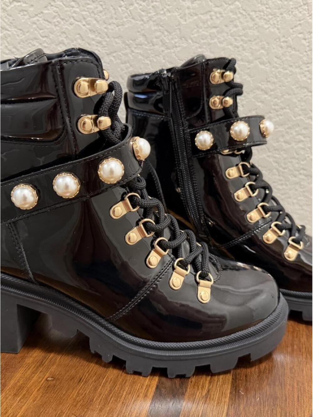 ALDO Afirasean Black Patent Pearl Combat Boot | Size 8.5 | BRAND NEW NEVER WORN